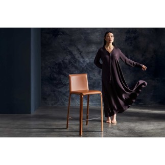Sgabello in Cuoio Julia - Jenia | Julia Italia