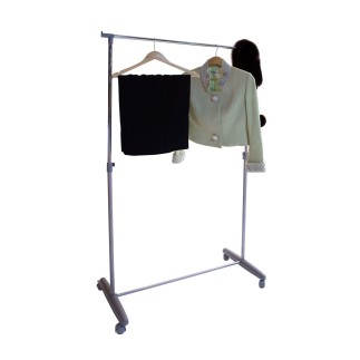Clothes Rack in Recycled Material | Isarreda