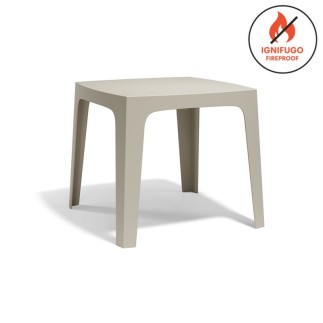 Fire Retardant Stackable Square Table - Solid | Vondom