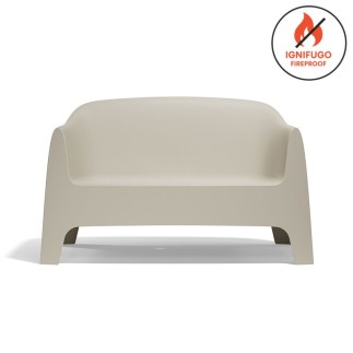 Fire-Retardant Armchair for Outdoor - Solid | Vondom