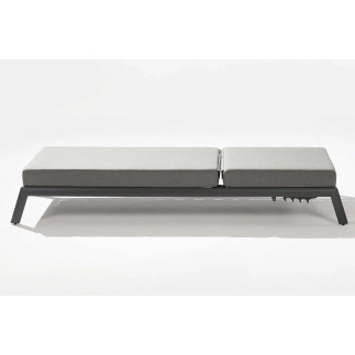 Stackable Sun Lounger with Removable Cover | Isarreda