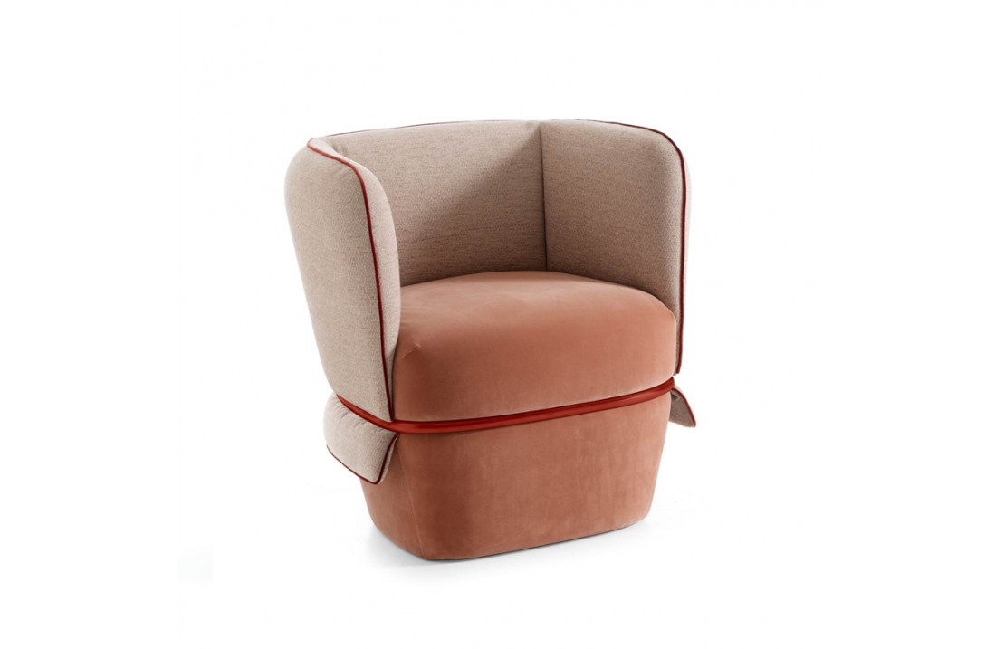 Chemise armchair in fabric or leather