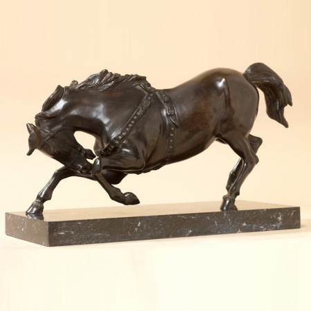 Statua in bronzo e marmo - Cavallo inginocchiato