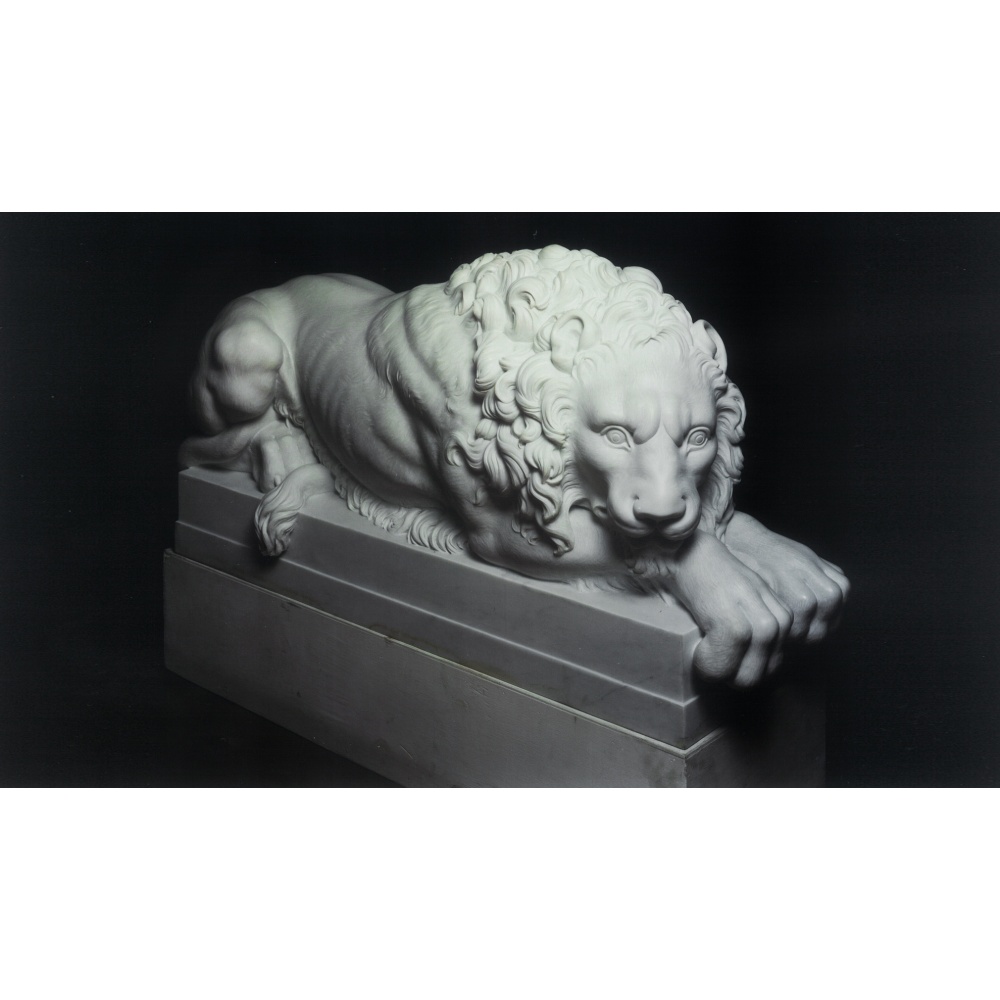 LION, REAL SIZE COPY OF THE ORIGINAL BY THE SCULPTOR CANOVA.