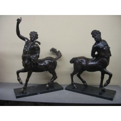 Coppia di centauri scultura in bronzo