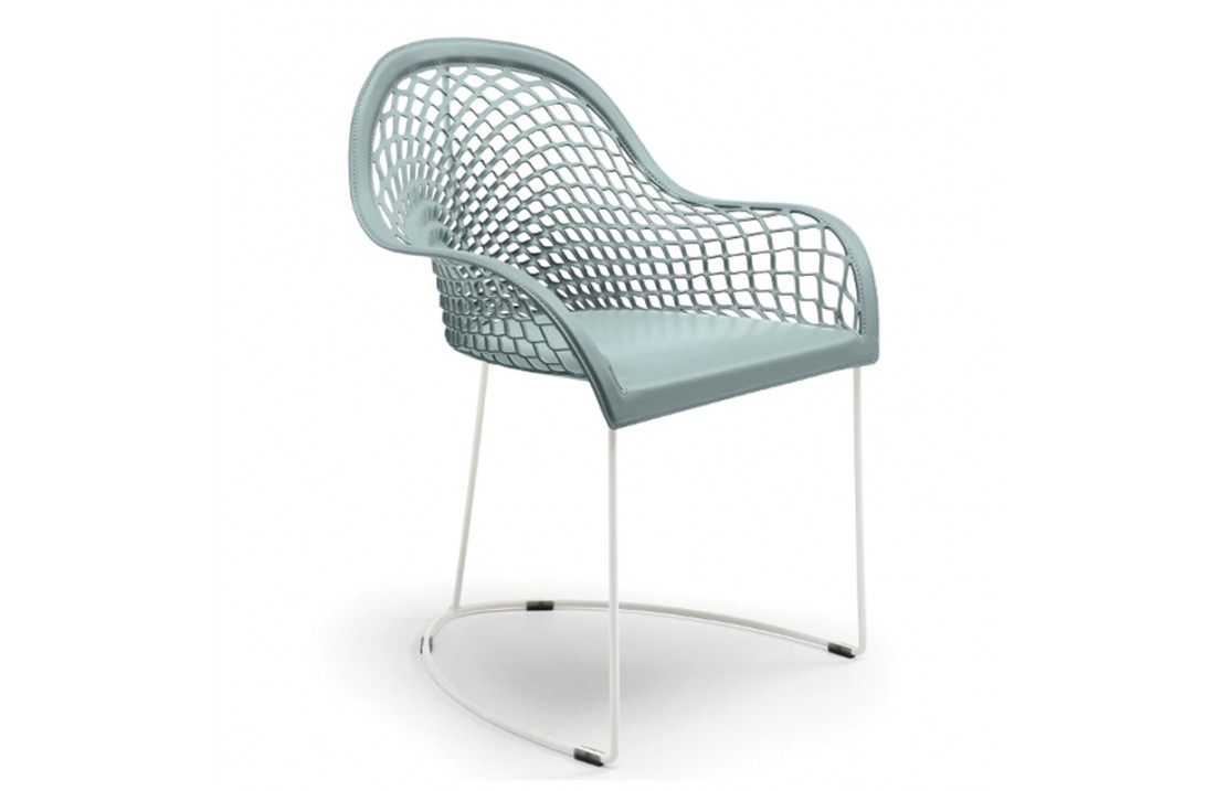 Hide chair with armrests - Guapa P
