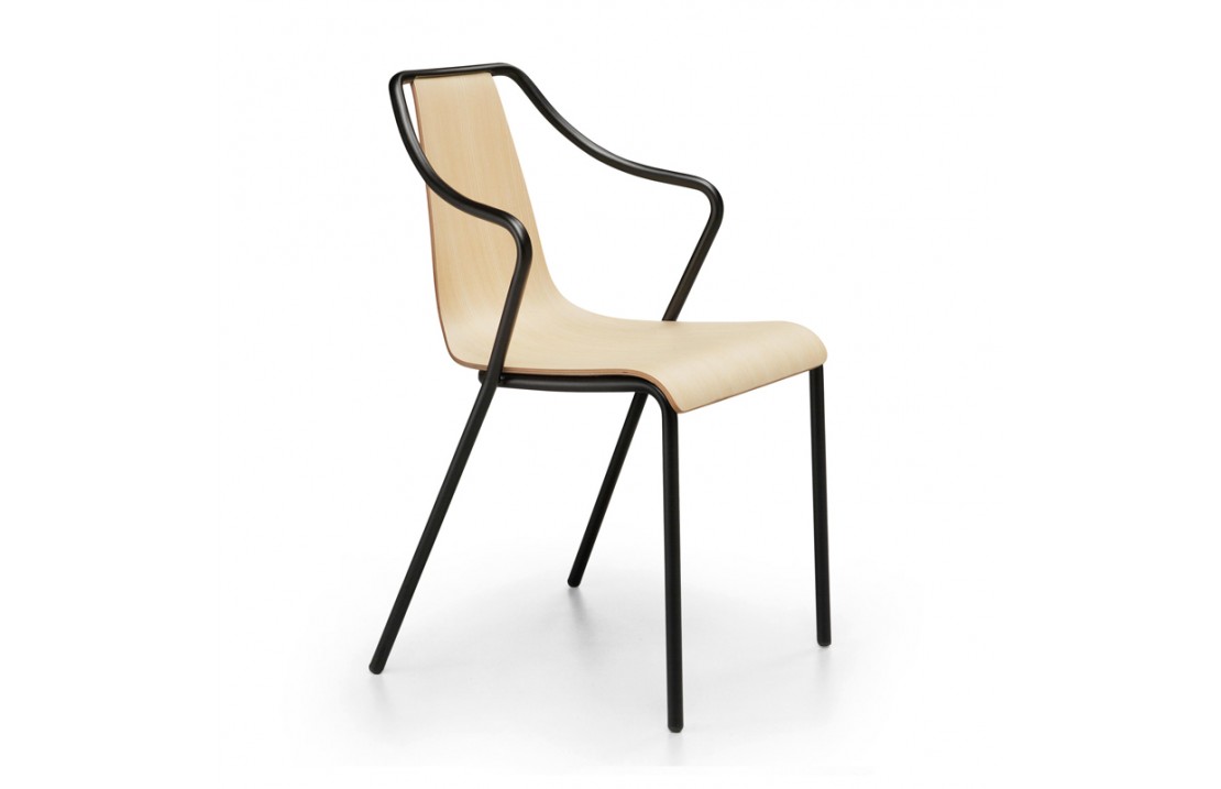 Stackable wood chair with armrests - Ola