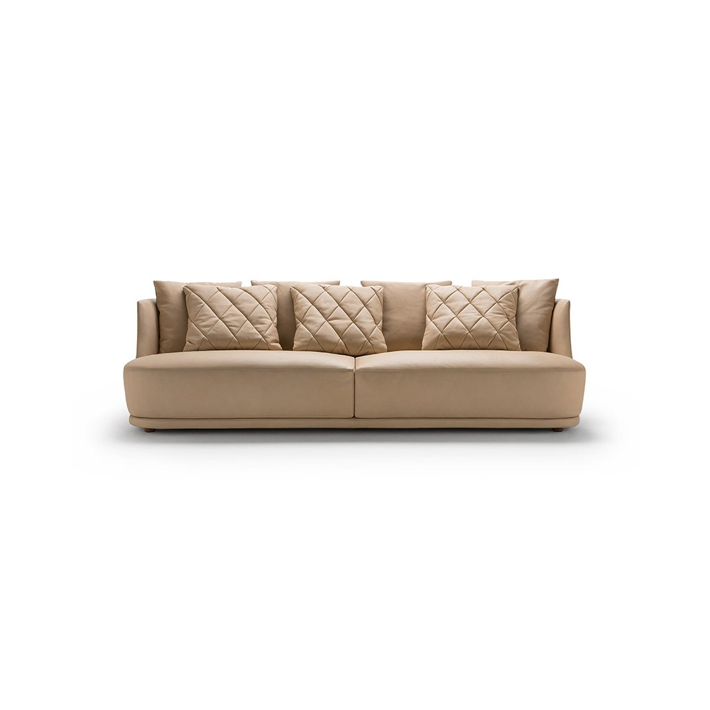 Audrey sofa in fabric or leather