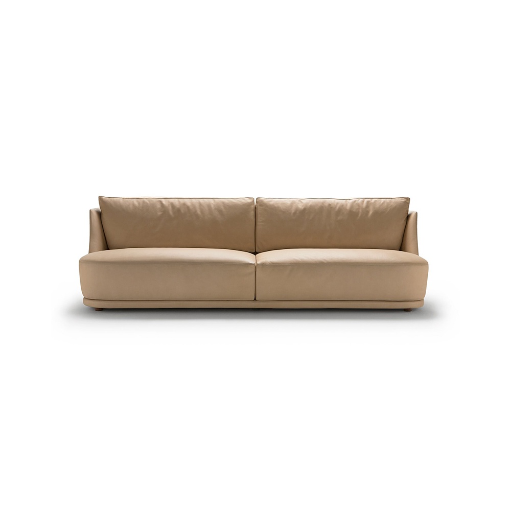 Vivien sofa in fabric or leather