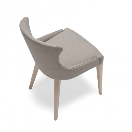 Padded chair with wooden legs - Agatha