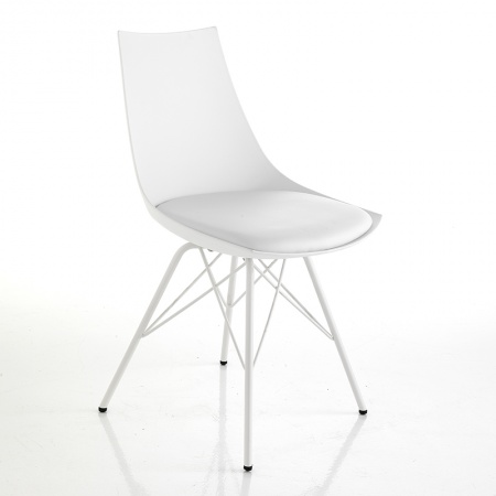 Padded chair in eco-leather