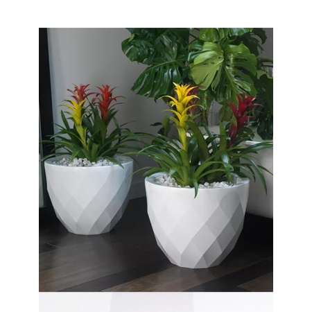 Vases fioriera in resina in 3 dimensioni