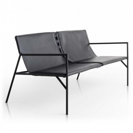 Sofa in leather and metal - Tout Le Jour