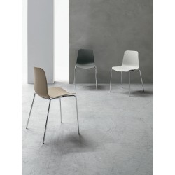 Stackable chair with metal legs - Colonia