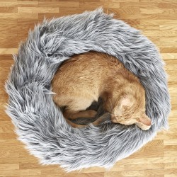 Capello cat bed in faux fur
