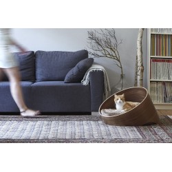 Covo dog and cat bed in wood