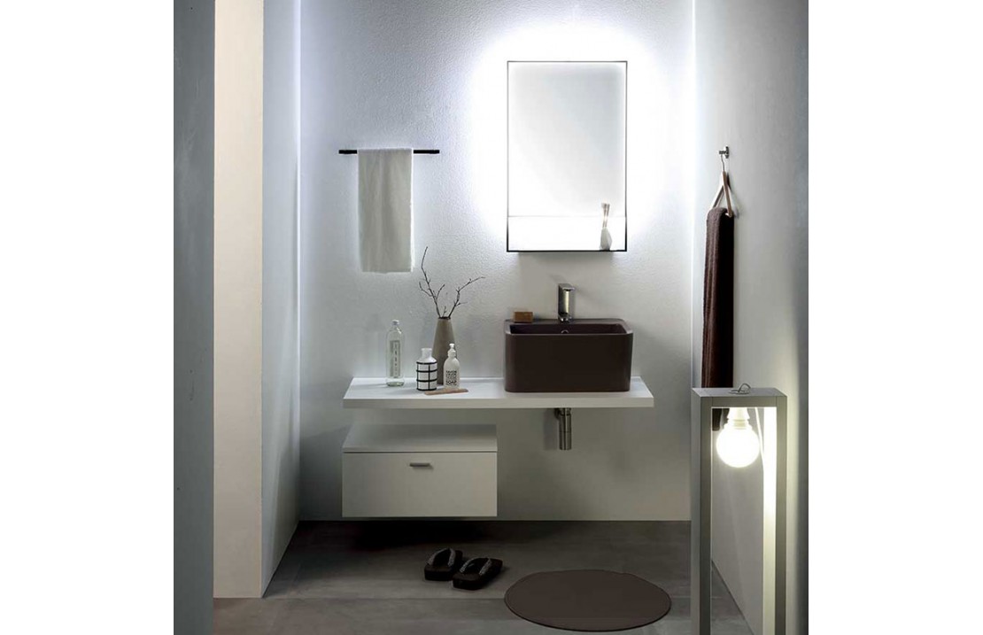 Bathroom composition with wall-mounted drawer, sink and mirror