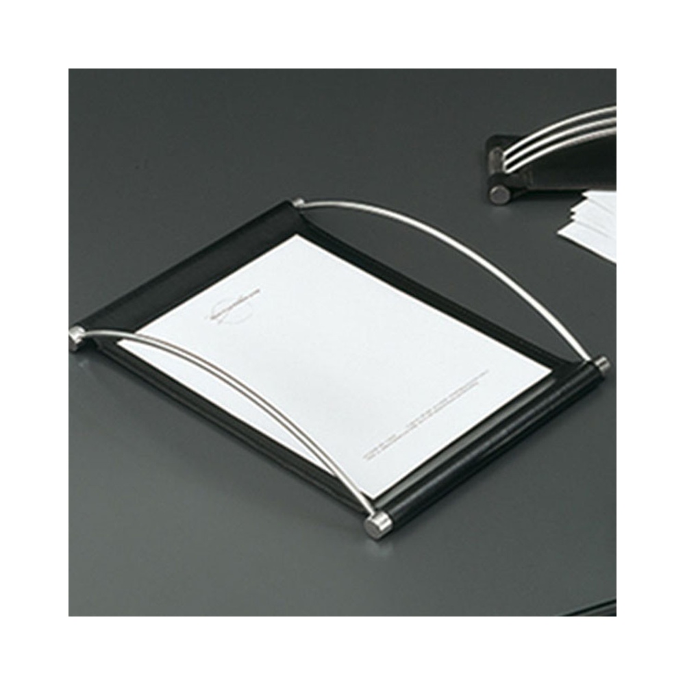 Master  letter-tray