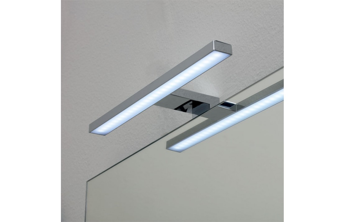 Led light for bathroom mirror - Lux
