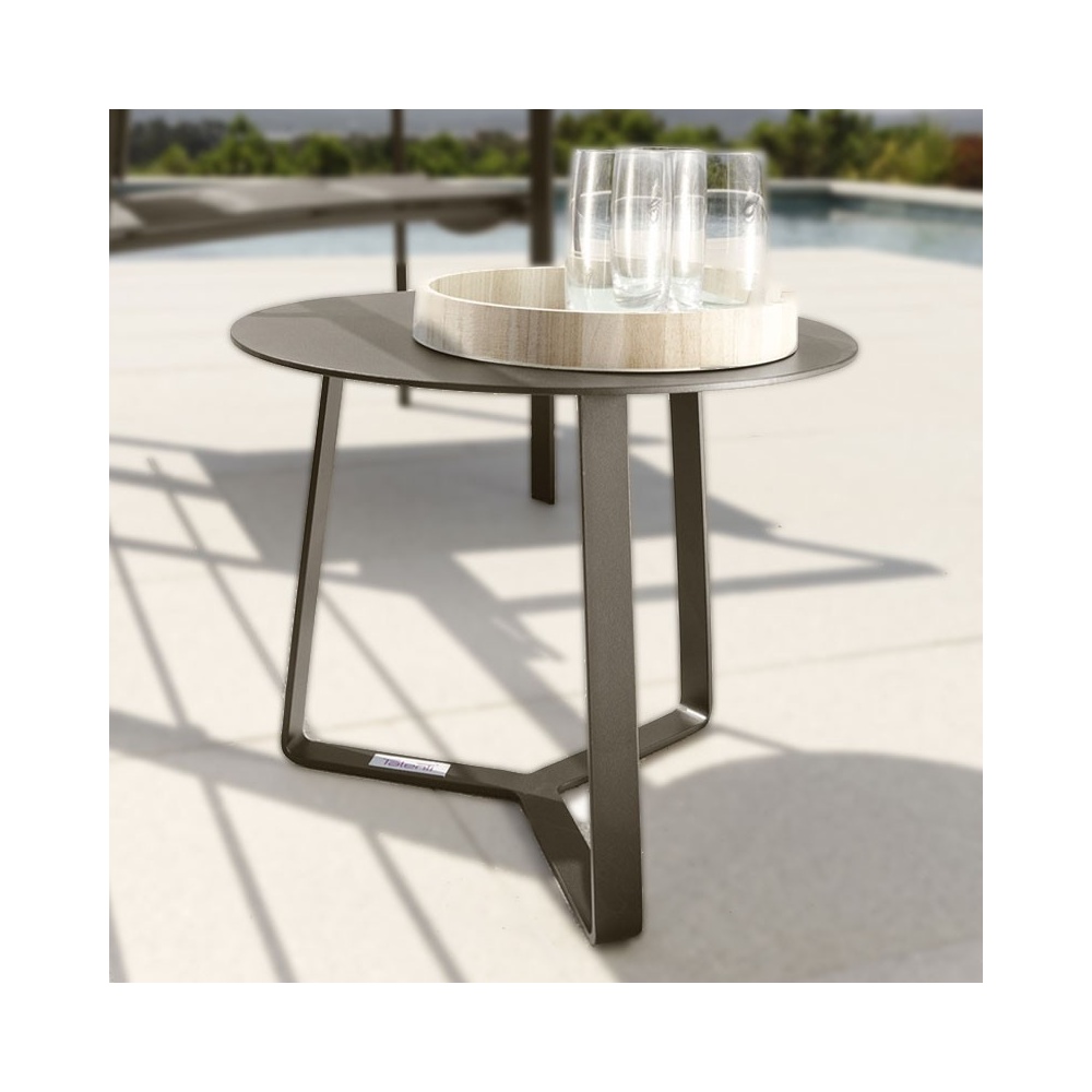 Outdoor round coffee table in aluminium - Touch