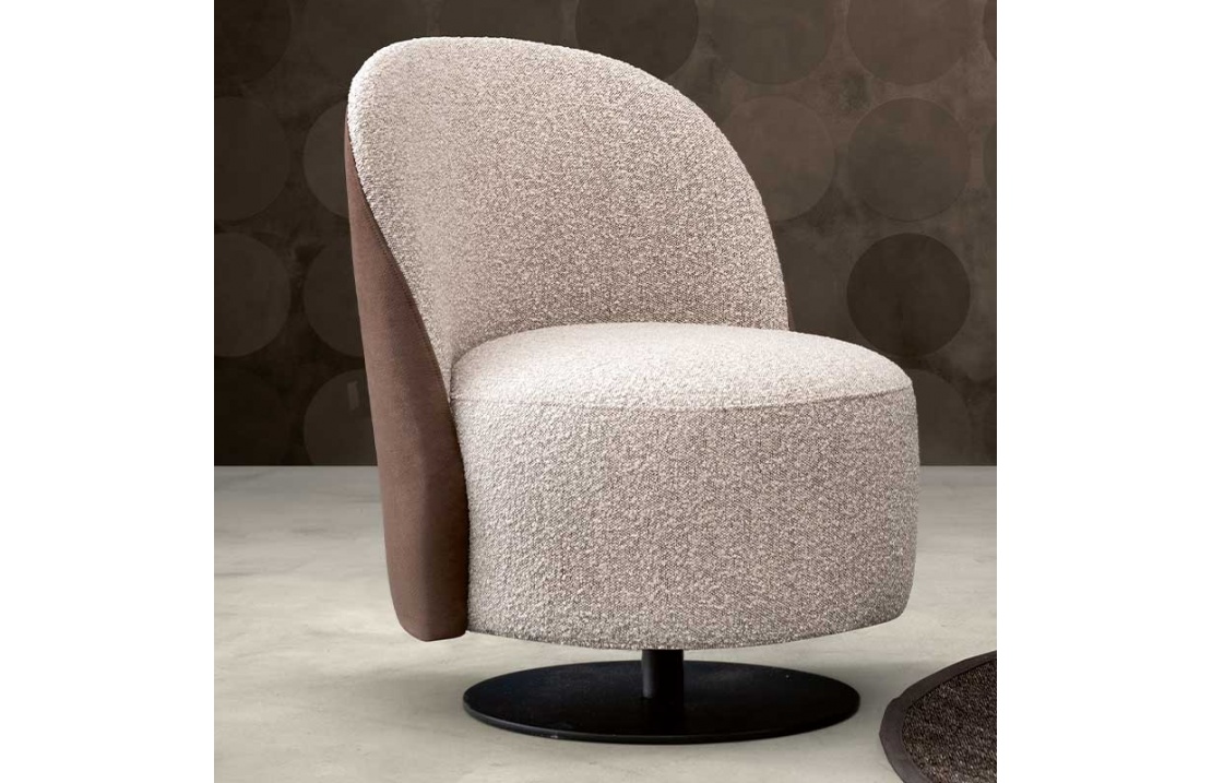 Modern Design Armchair in Fabric - Ebe