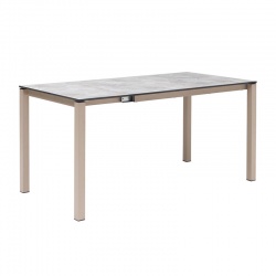 Extendable Outdoor Table - Lunch