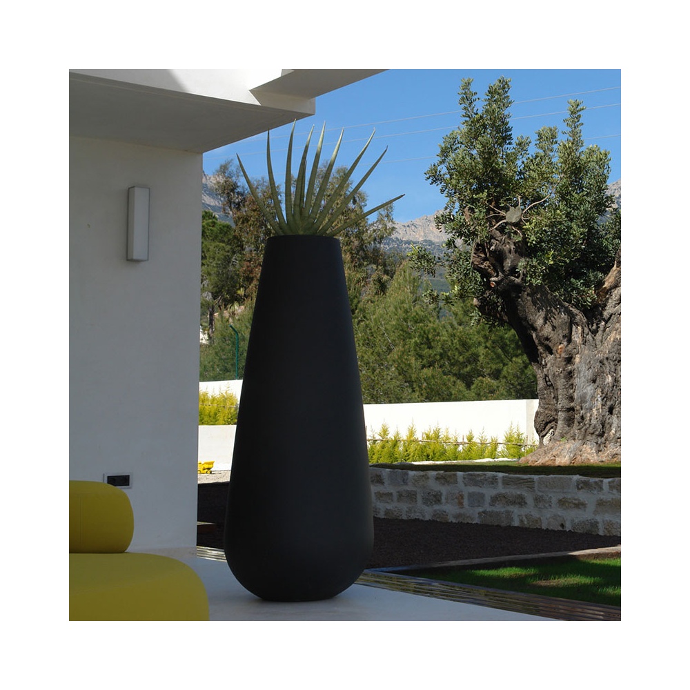 Indoor/Outdoor Design Vase - Buba