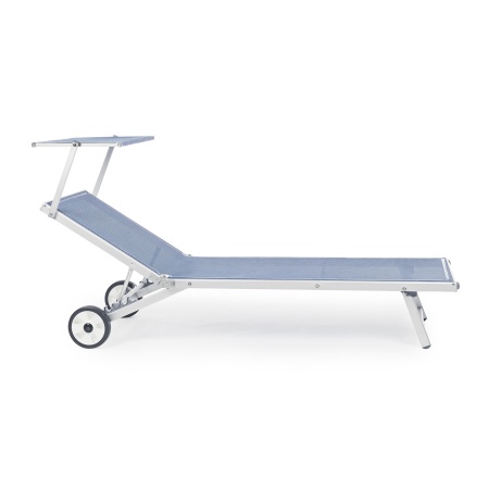 Sunlounger with wheels blue