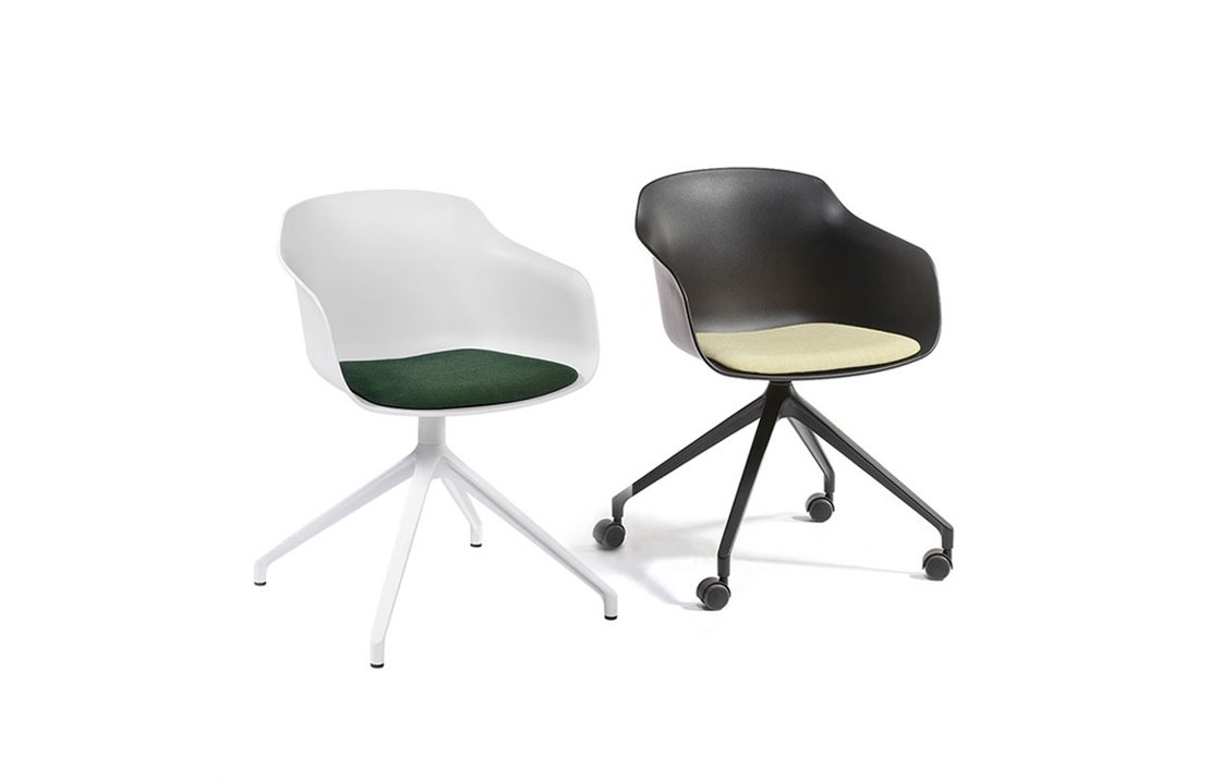 Meeting room chair on spokes or wheels - Dame U