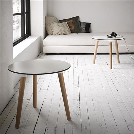 Tavolino tondo basso gambe in legno - Stefano